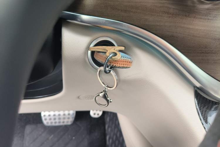 Used Mercedes-Benz V-Class 2022 V 260 L Long-wheelbase Luxury Edition Vehicle Key