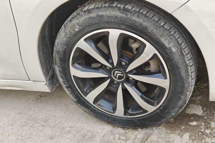 Used Citroen C4 Sega 2018 1.6L Automatic Luxury Model
