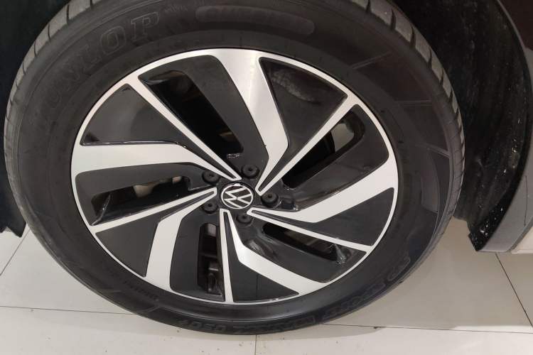 Used Volkswagen Viloran 2023 380TSI Luxury Edition