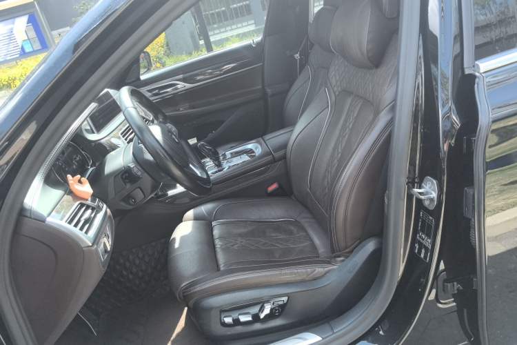 Used BMW 7 Series 2018 730Li Luxury Model Excellence Package Left Front Seat