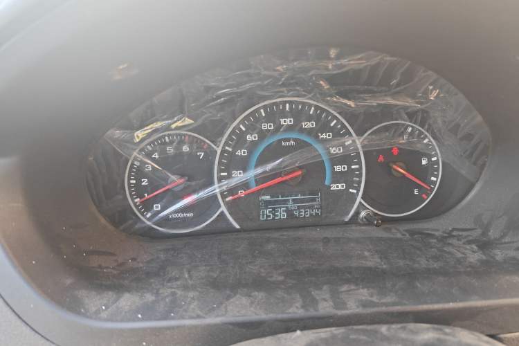 Used Wuling Rongguang V 2016 1.5L Standard Version Instrument Cluster