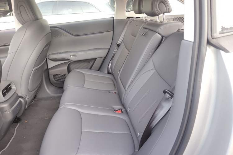 Used XPeng G6 2025 625 Long-Range Max Flagship Edition Interior 4