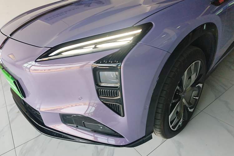 Used Hongqi Tiangong 08 2025 680 Ultra Four-Wheel-Drive Version Left Front Headlight