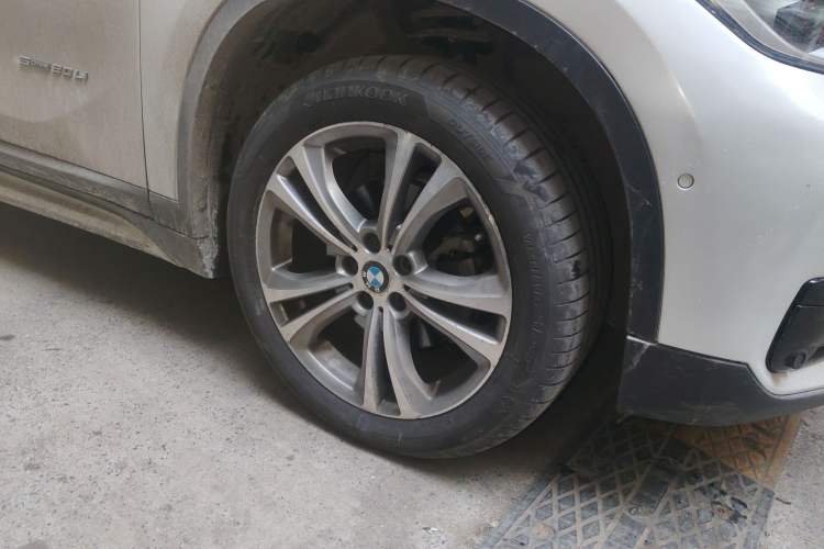 Used BMW X1 2016 sDrive20Li Luxury Model
