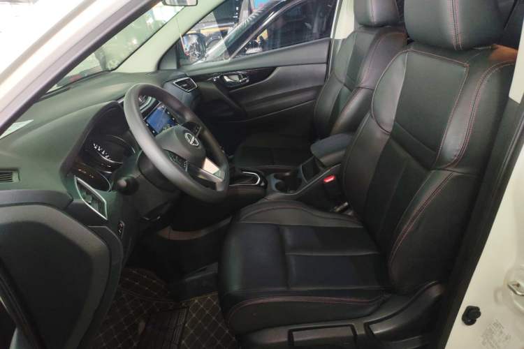 Used Nissan Qashqai 2023 Classic 2.0L CVT XV Comfort Edition
