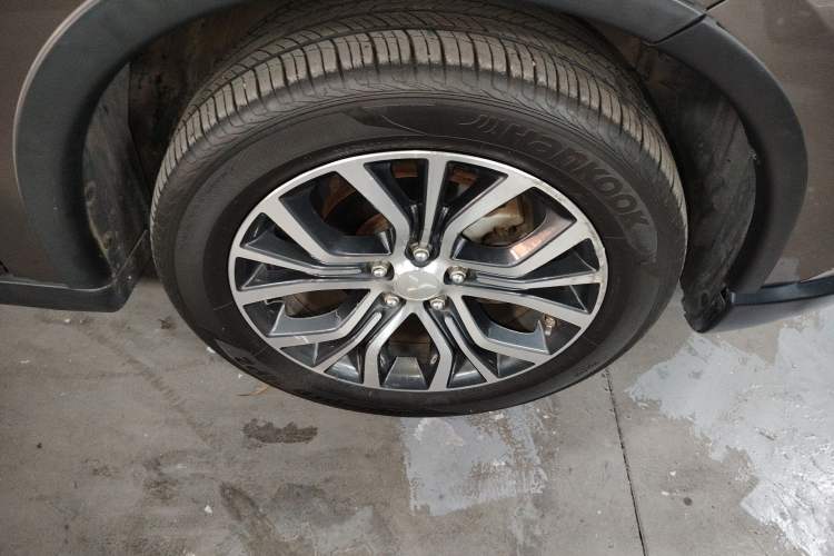 Used Mitsubishi Outlander 2018 2.0L Two-Wheel-Drive Jiale Edition 7-Seater Right Front Wheel Hub