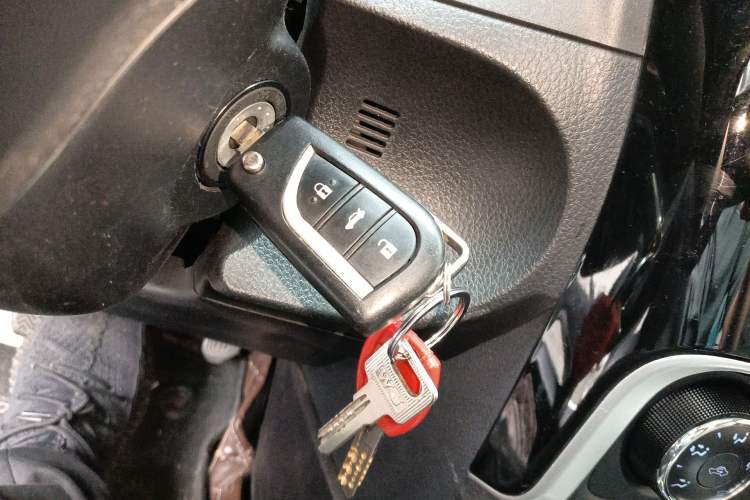 Used Toyota Corolla 2017 Revised Version 1.2T S-CVT GL-i
