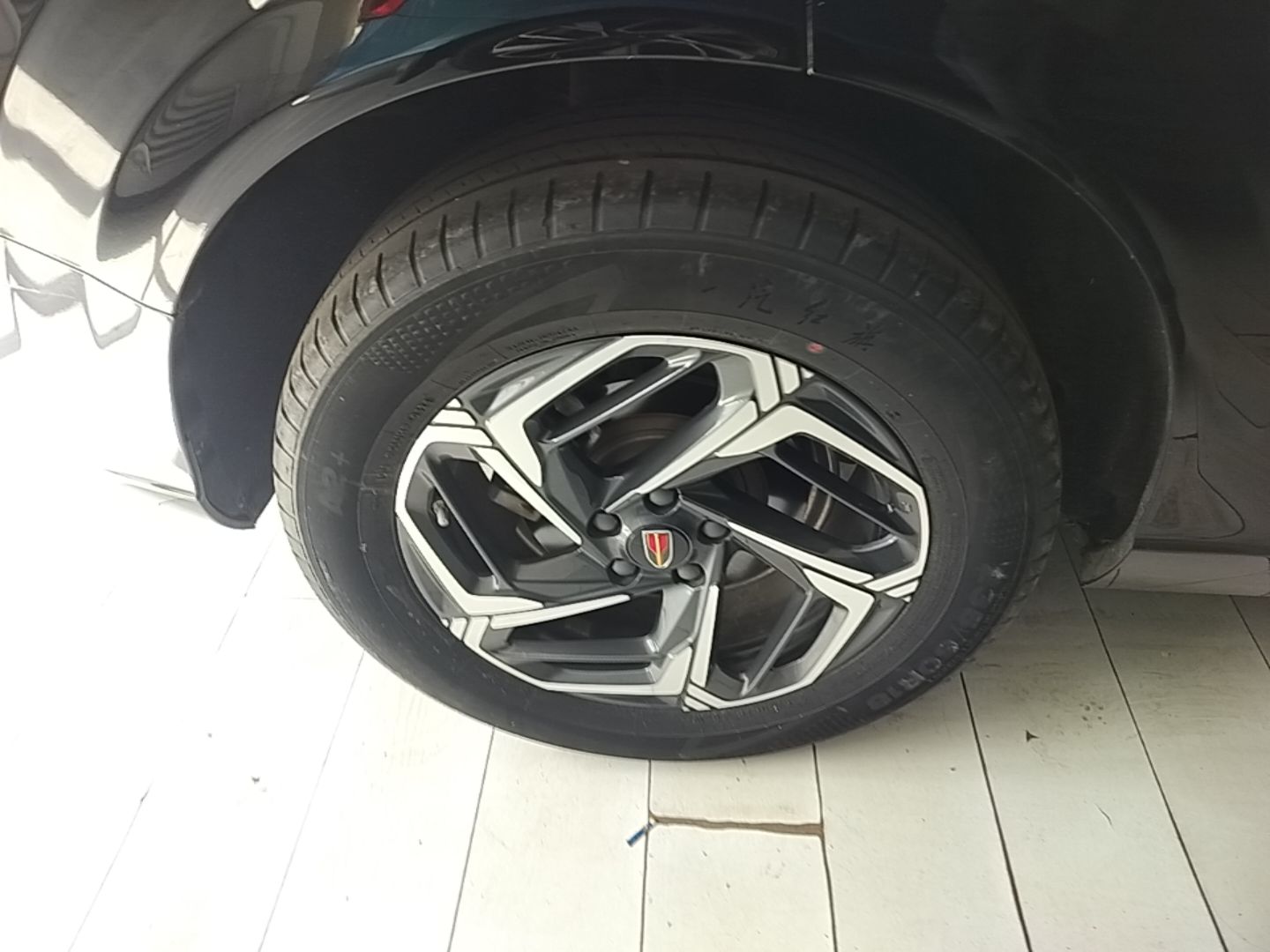 Hongqi HS3 2023 1.5T Two-Wheel Drive Shanwei Edition — снимка 11