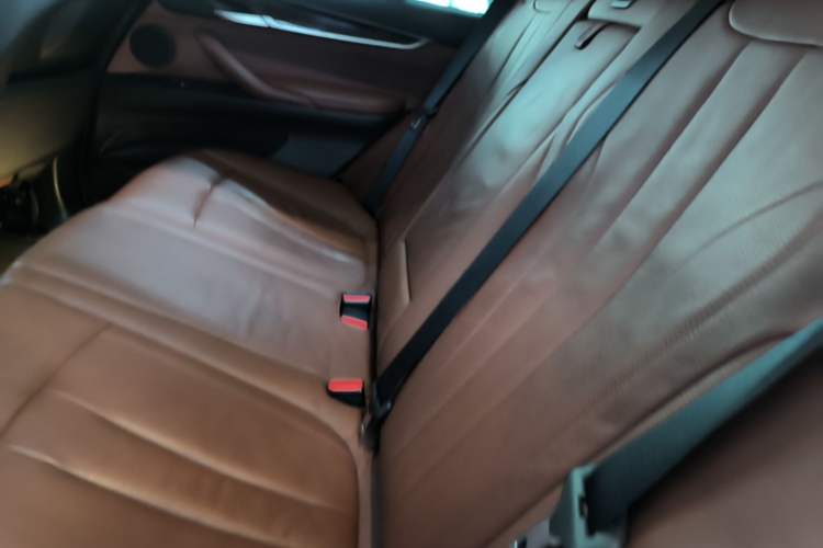 Used BMW X5 2015 xDrive28i
