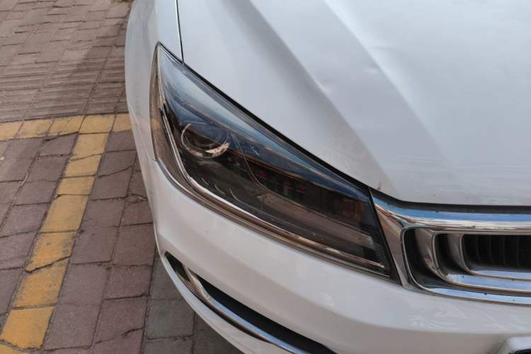 Used Geely Auto Emgrand 2019 Leading Edition 1.5L CVT Luxury Model China VI Standard
