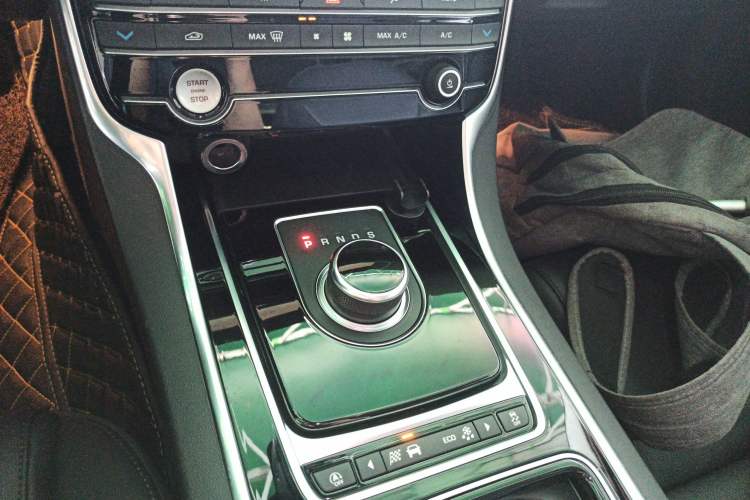 Used Jaguar XEL 2019 2.0T 200 PS Elite Edition
