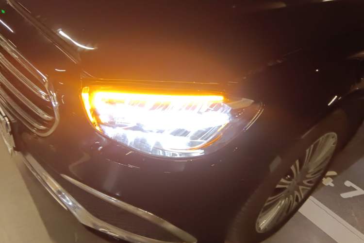 Used Mercedes-Benz E-Class 2021 E 300 L Stylish Model