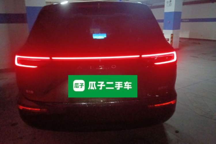 Used Hima AITO M7 2024 1.5T Rear-Drive Plus Version 6 Seats Rear