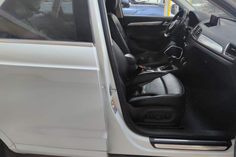 Used Audi Q3 2015 35 TFSI quattro Luxury Edition
