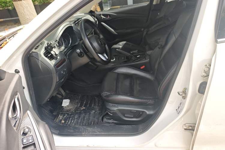 Used Mazda Atenza 2014 2.5L Blue Sky Prestige Edition Left Front Seat