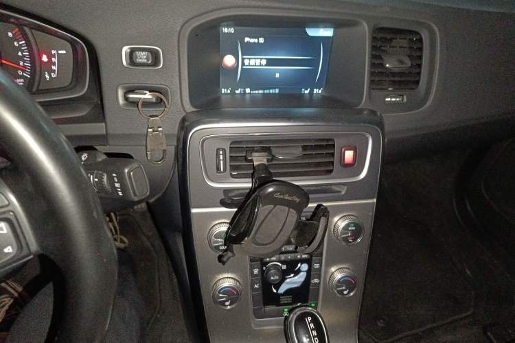 Used Volvo S60 2014 S60L 2.0T Zhiyuan Edition