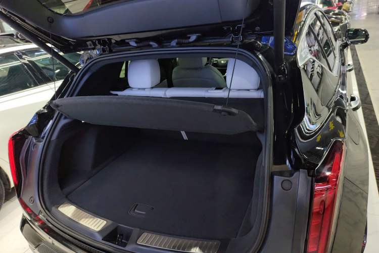 Used Cadillac GT4 2023 25T Luxury Model Trunk