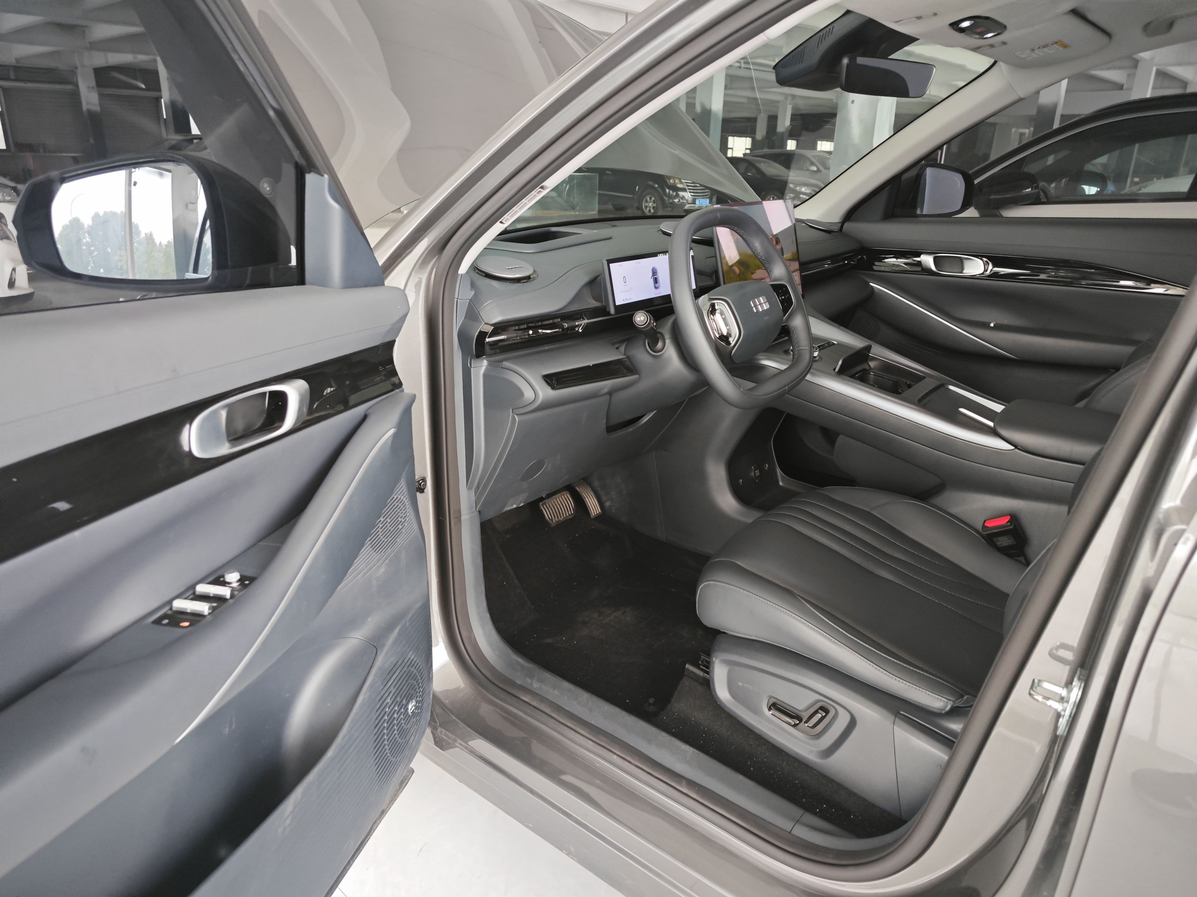 Geely Galaxy E5 2026 Model 610km Exploration+ Edition — снимка 18