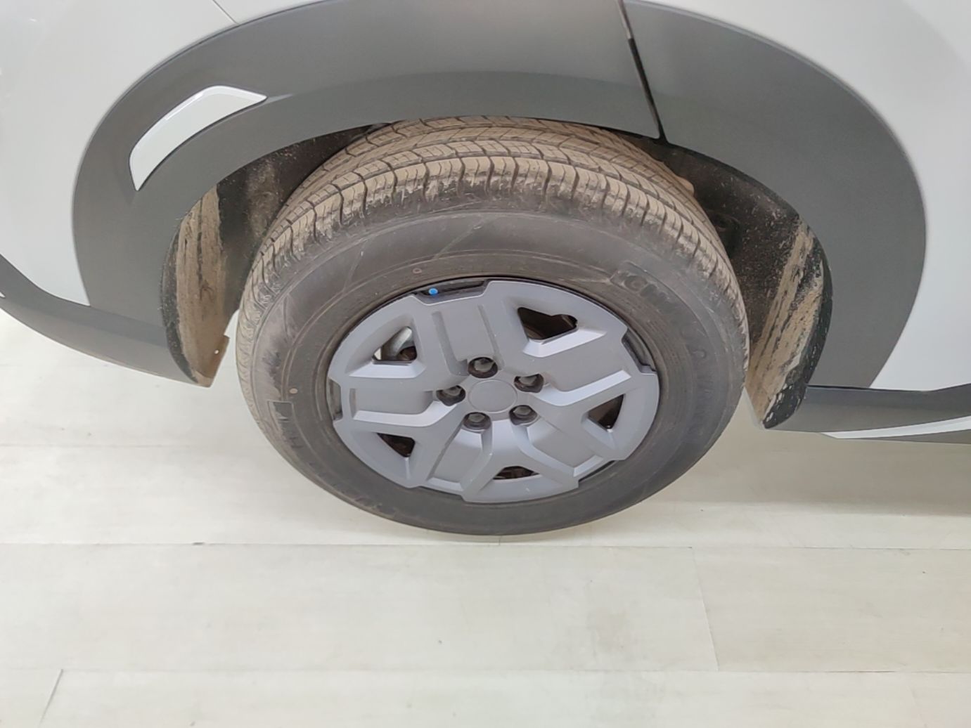 BYD Yuan UP 2025 Model 301KM Leading Version — снимка 11