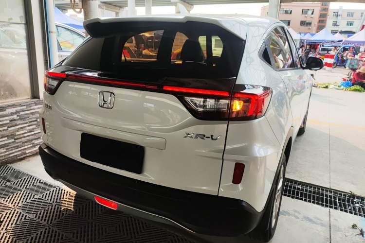 Used Honda XR-V 2017 1.5L LXi CVT Classic Edition Rear Right 45 Deg