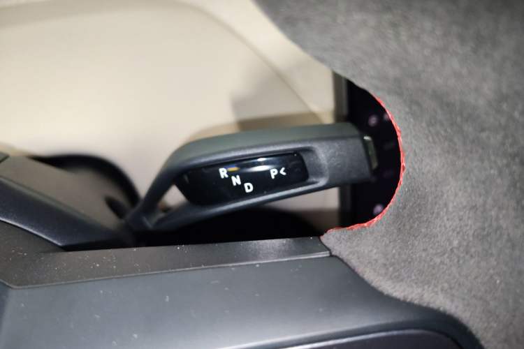 Used Xiaomi Auto YU7 2025 Ultra-Long Range High-Performance All-Wheel-Drive Max Edition
