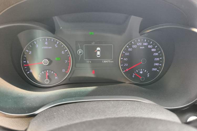 Used Kia K5 2016 2.0L Automatic LUX Odometer Close Up