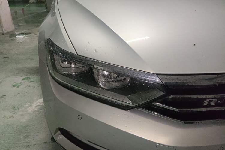 Used Volkswagen Magotan 2019 330TSI DSG Leading Edition China V Standard