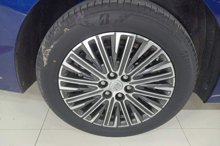 Used Buick GL8 New Energy 2024 Lu Zun Luxury Edition 7-Seater