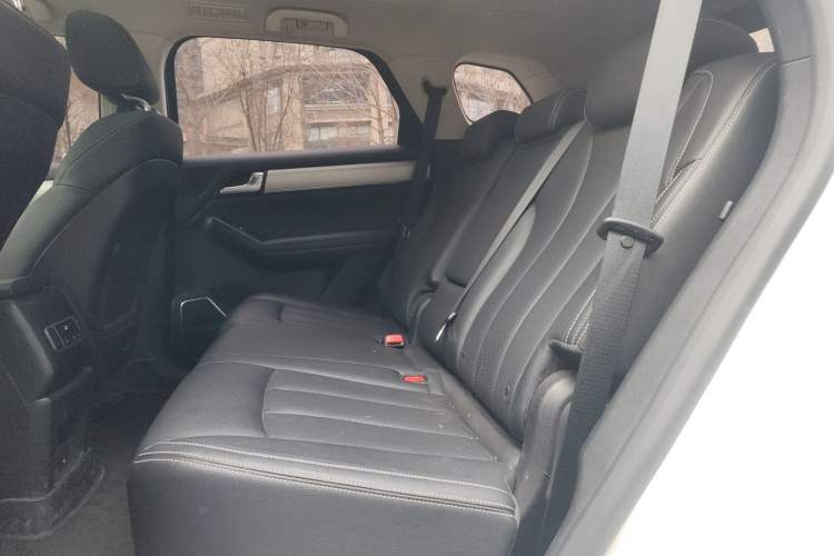 Used BYD Tang 2018 2.0T Automatic SmartConnect Prestige 7-Seater China V Standard