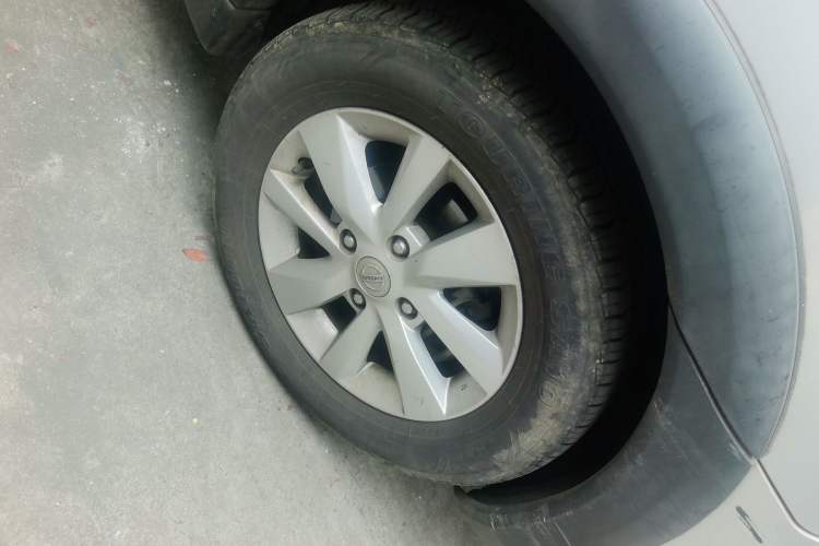 Used Nissan Livina 2013 Jingrui 1.6XL Manual Comfort Edition
