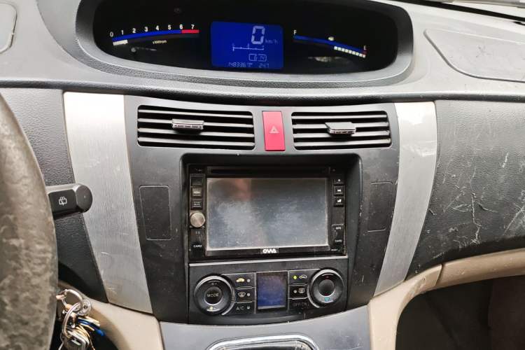 Used FORTHING Joyear SUV 2012 1.6L Comfort Model
