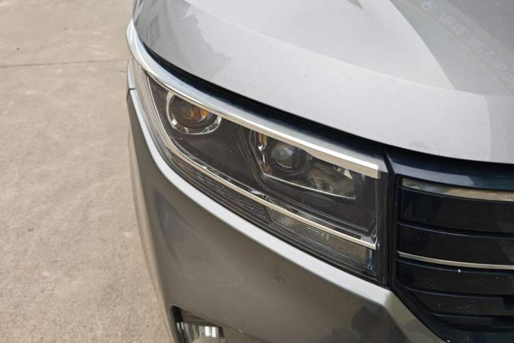 Used Wuling Hongguang PLUS 2019 1.5T Manual Luxury 7-Seater
