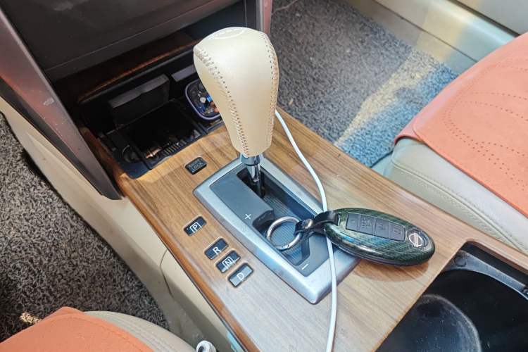 Used Nissan Teana 2011 2.5L XL Advanced Edition Gear Lever