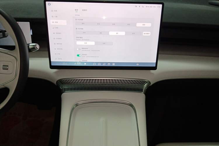 Used XPeng X9 2024 702 Ultra-Long Range Pro