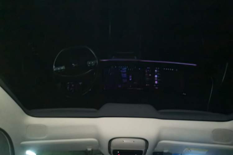 Used XPeng G9 2024 570 Max Headliner