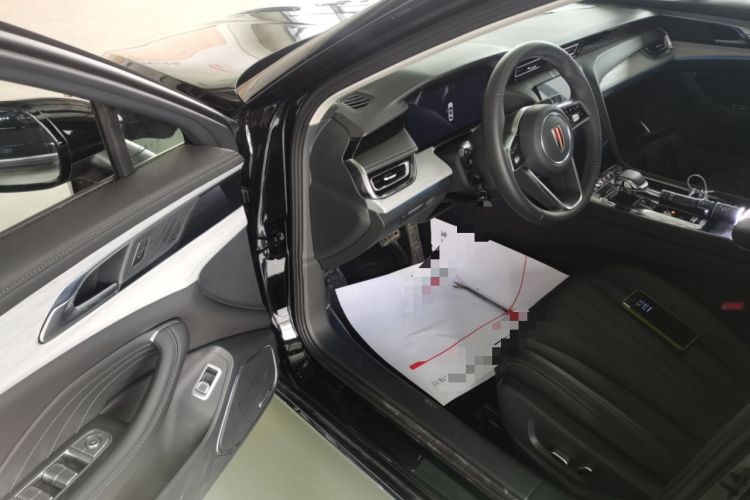 Used Hongqi H5 2025 2.0T Automatic Flag Edition – 500 000 Units Commemorative Version