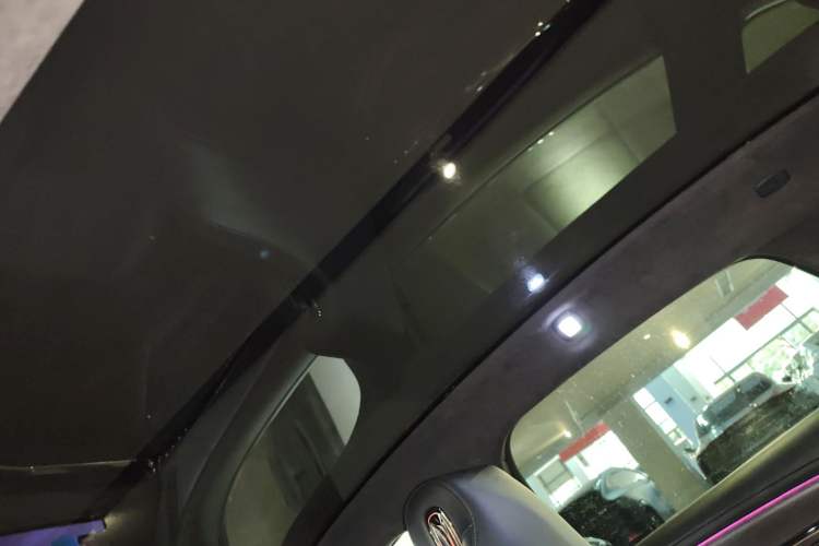 Used IM L7 2022 Pro Model Headliner