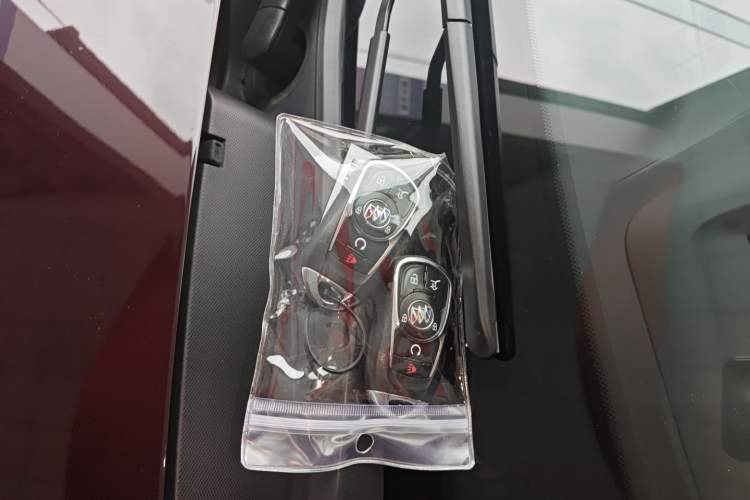 Used Buick Enclave 2022 652T 4x4 Avenir 6-Seater
