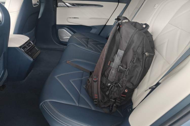 Used Zeekr 001 2021 Ultra-Long Range Single-Motor WE Edition Left Rear Seat