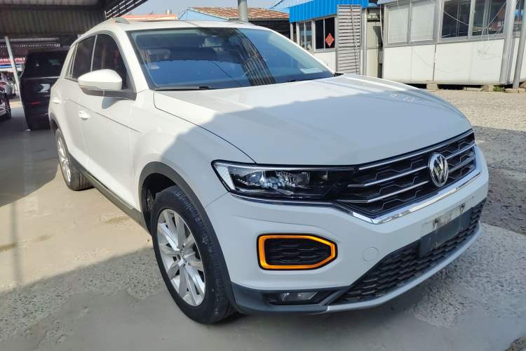 Used Volkswagen T-ROC 2019 230TSI DSG Two-Wheel-Drive Advanced Version China VI Standard

