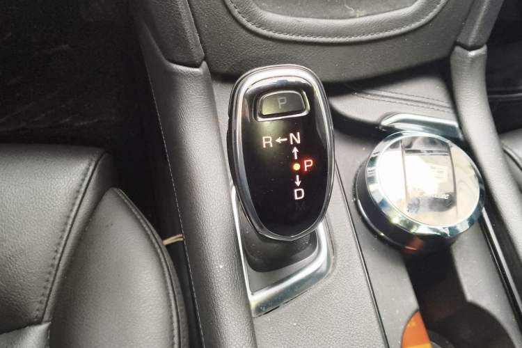 Used Cadillac XT5 2018 28E Four-Wheel Drive Tech Version