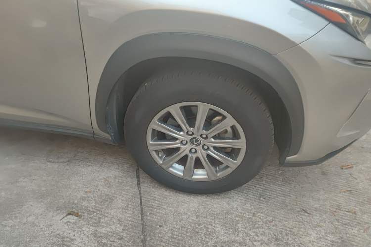 Used Lexus NX 2020 200 All-Wheel Drive Fēngshàng Version China VI Standard
