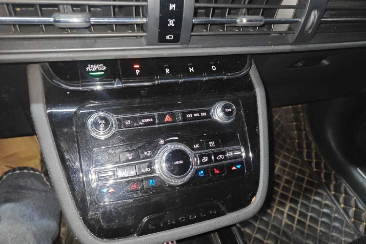 Used Lincoln Corsair 2021 2.0T Two-Wheel Drive Deluxe Edition