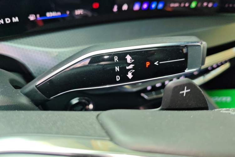 Used Cadillac XT5 2025 Model 2.0T Metropolitan Edition
