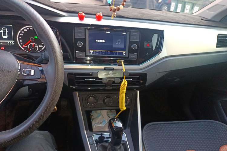 Used Volkswagen Polo 2019 Plus 1.5L Automatic Colorful Technology Edition Audio And AC Panel