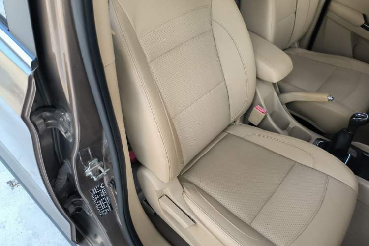 Used Wuling Hongguang 2015 1.5L S1 Comfort China V Standard