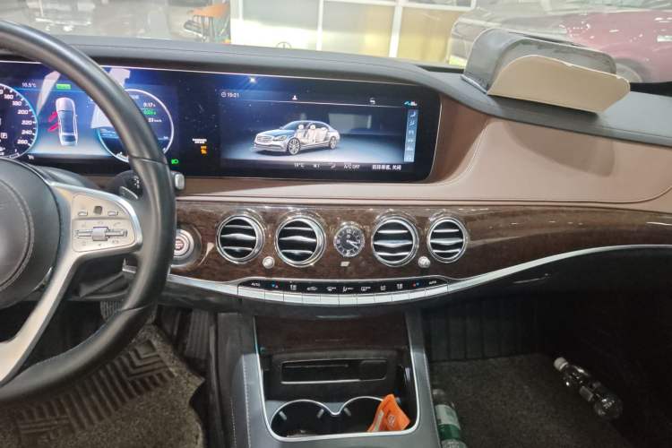 Used Mercedes-Benz S-Class 2019 S 320 L
