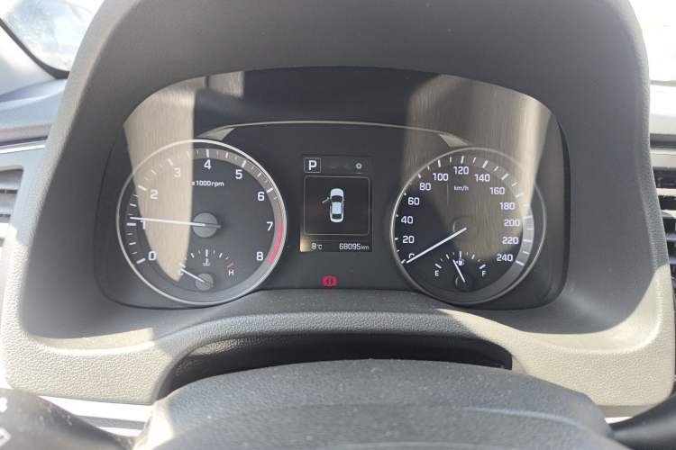 Used Hyundai Elantra (6th Generation / Lingdong) 2016 1.6L Automatic ZhiXuan – Elite Version
