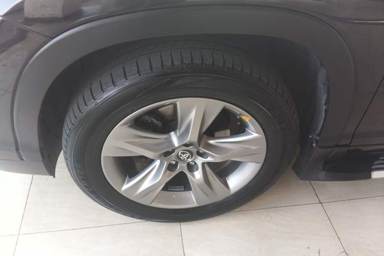 Used Toyota Highlander 2015 2.0T Four-Wheel Drive Luxury Edition 7-Seater