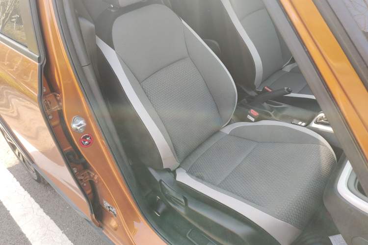 Used Honda LIFE 2021 1.5L CVT CRO-SS Fun Edition